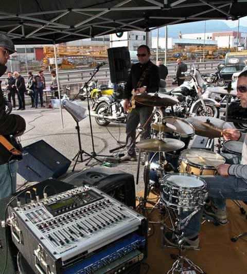 HARLEY OPEN DAY TRENTO 2012 – New Black e Orange (18)